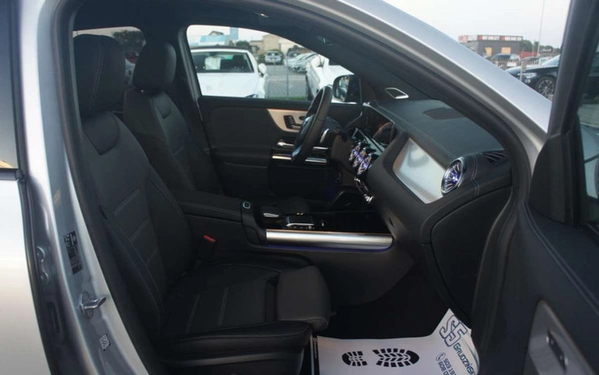 Mercedes-Benz GLA cena 179000 przebieg: 10290, rok produkcji 2020 z Dobrzyca małe 667